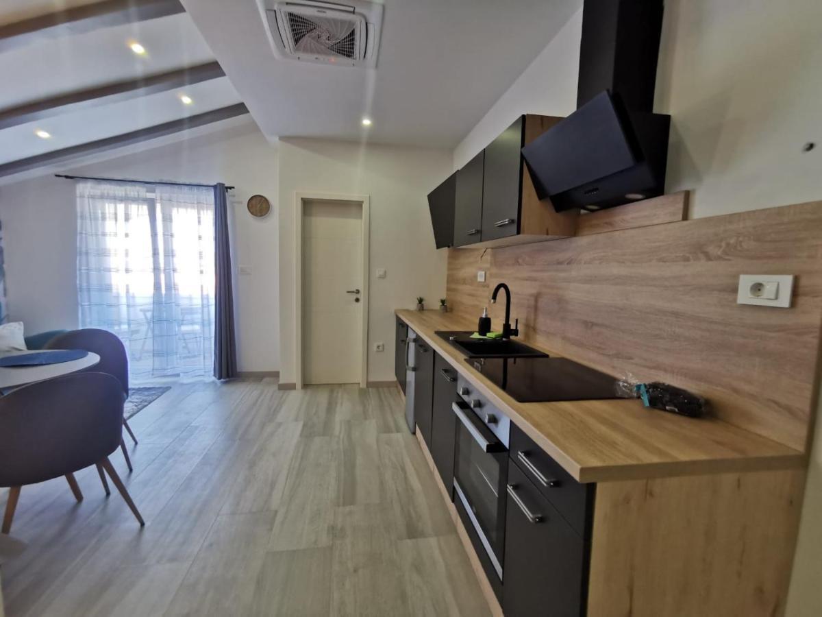 New Nikolina 4 Star Apartment Mali Losinj Luaran gambar