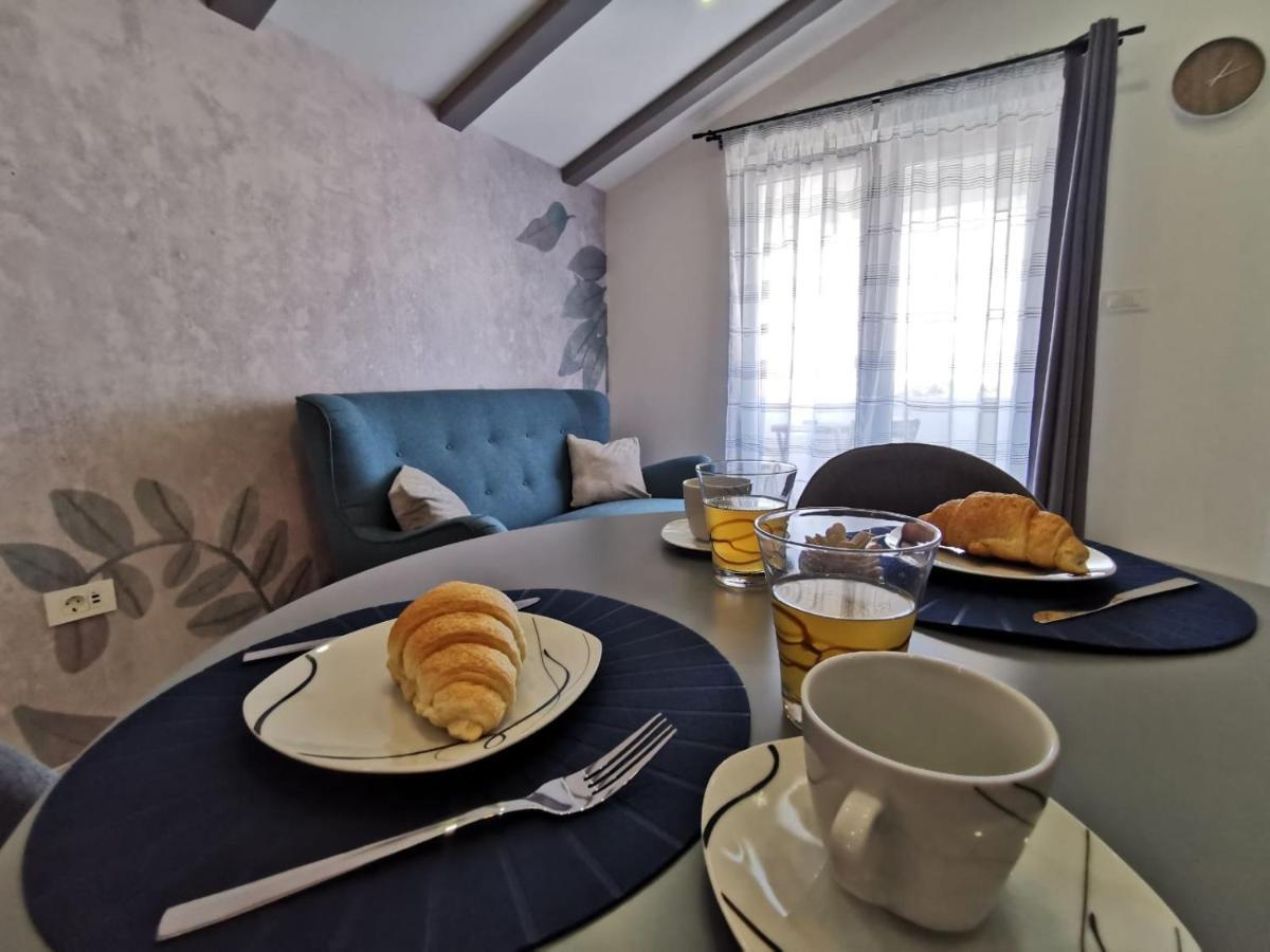 New Nikolina 4 Star Apartment Mali Losinj Luaran gambar